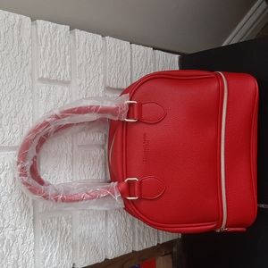 Elizabeth Arden Red Faux Leather Handbag Make Up Bag